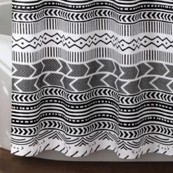Hygge Geo Shower Curtain - Lush Décor -Lush Decor Store GUEST 0579f23f cf91 4017 a642 22f8ac0e7293