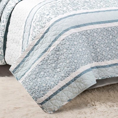 Nisha Reversible Quilt Set Blue - Lush Décor 6 Nisha Reversible Quilt Set Blue - Lush Décor - Image 4