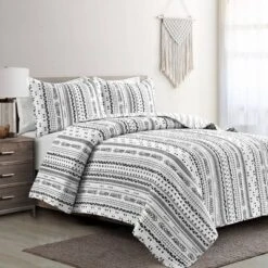 Lush Décor 3pc Hygge Geo Reversible Oversized Quilt Set