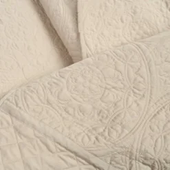 Medallion Scallop Oversized Embroidered Bedspread Set - Lush Décor 12 Medallion Scallop Oversized Embroidered Bedspread Set - Lush Décor -Lush Decor Store GUEST 28d4dbd1 0ca0 4455 bfb8 86dbfc69abbe