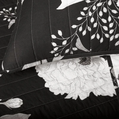 Zinnia Floral Quilt Set - Lush Décor 5 Zinnia Floral Quilt Set - Lush Décor - Image 3