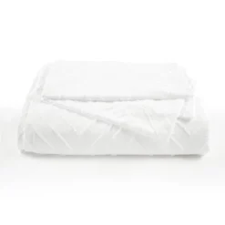 3pc Diamond Clip Jacquard Duvet Cover Set White - Lush Décor 16 3pc Diamond Clip Jacquard Duvet Cover Set White - Lush Décor -Lush Decor Store GUEST 548024c0 6bd0 466c 800b 448684240f5e