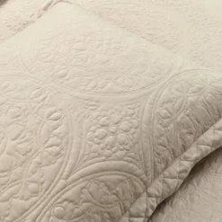 Medallion Scallop Oversized Embroidered Bedspread Set - Lush Décor 14 Medallion Scallop Oversized Embroidered Bedspread Set - Lush Décor -Lush Decor Store GUEST 5ebf7c2a 35e6 4a13 974e 5b585da5b924