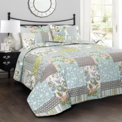Blue Roesser Quilt Set - Lush Décor 9 Blue Roesser Quilt Set - Lush Décor -Lush Decor Store GUEST 6218a7e4 e99a 4417 b52a 1f3d86a8c5a5