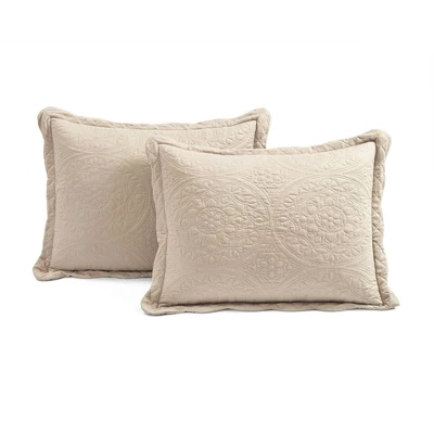 Medallion Scallop Oversized Embroidered Bedspread Set - Lush Décor 9 Medallion Scallop Oversized Embroidered Bedspread Set - Lush Décor - Image 7