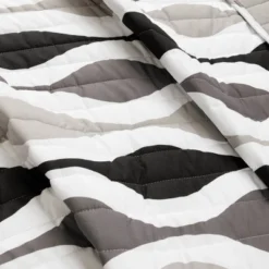 3pc Mid Century Geo Quilt Set - Lush Décor -Lush Decor Store GUEST d63d3b95 2c2c 4df9 a201 8ea5d6ac052a