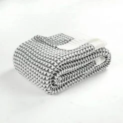 50"x60" Chic And Soft Knitted Throw Blanket - Lush Décor -Lush Decor Store GUEST e4ddf060 f1e4 403b 98db 7771903f6ce7